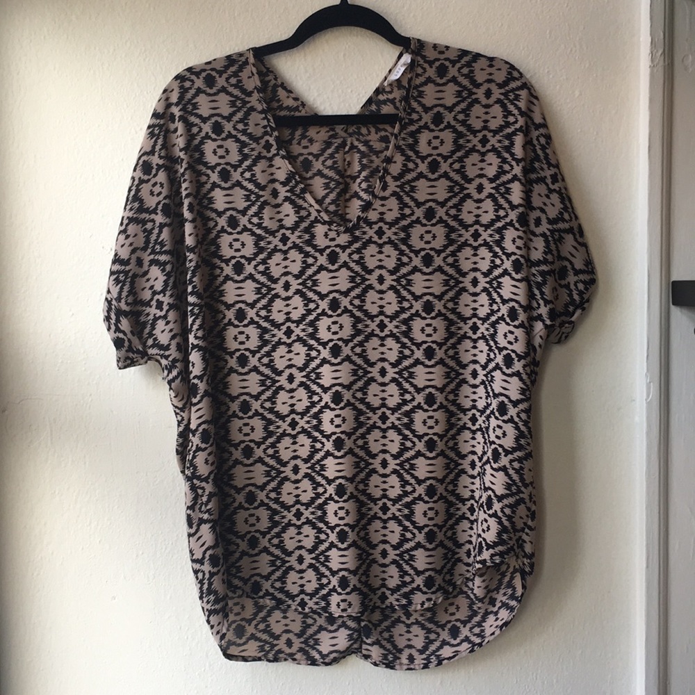 Lush blouse flowy top
